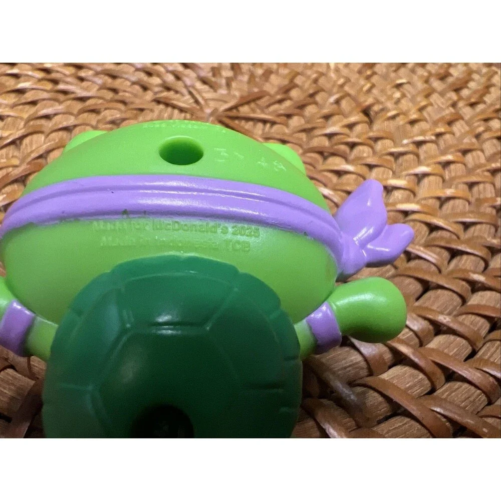 2025 Teenage Mutant Ninja Turtles HELLO KITTY McDonald’s Happy Meal Donatello